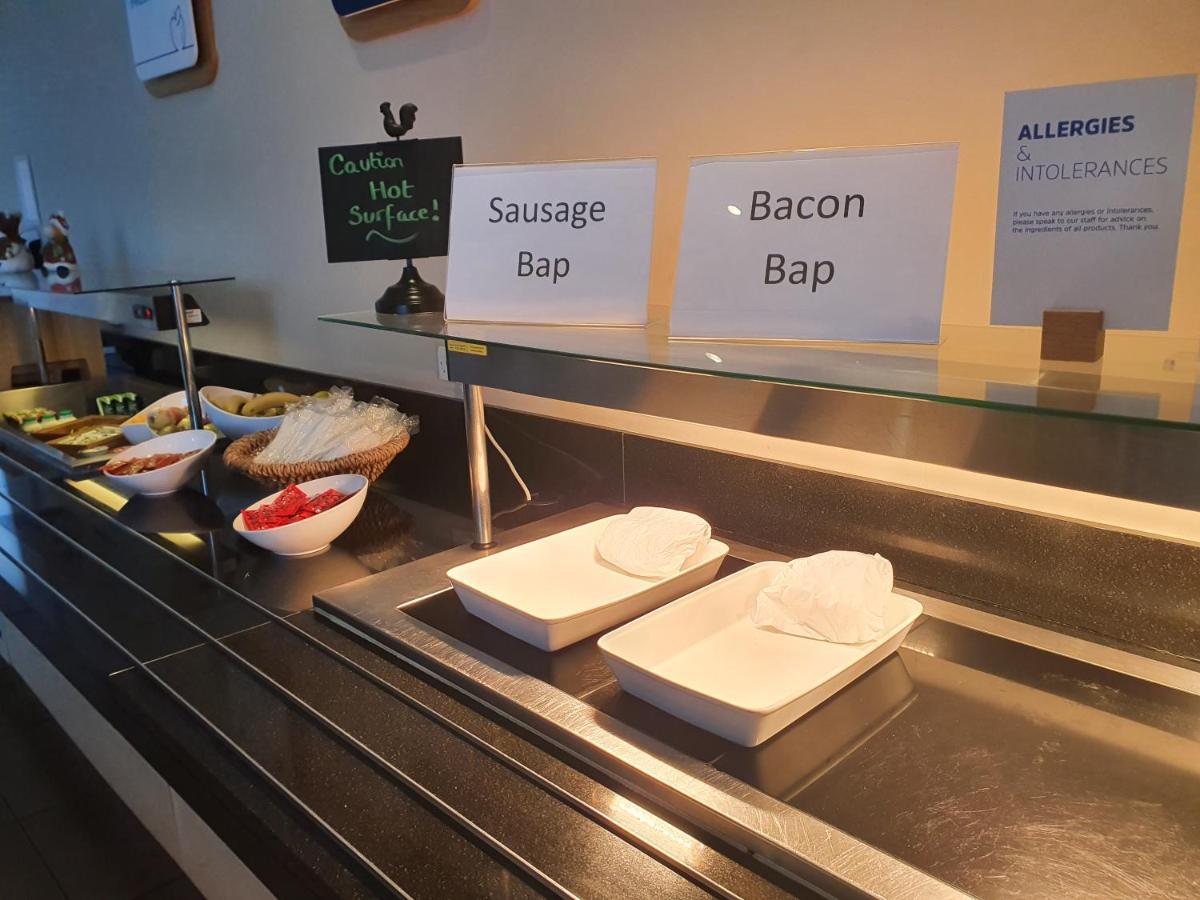 Holiday Inn Express Rotherham - North By Ihg Esterno foto