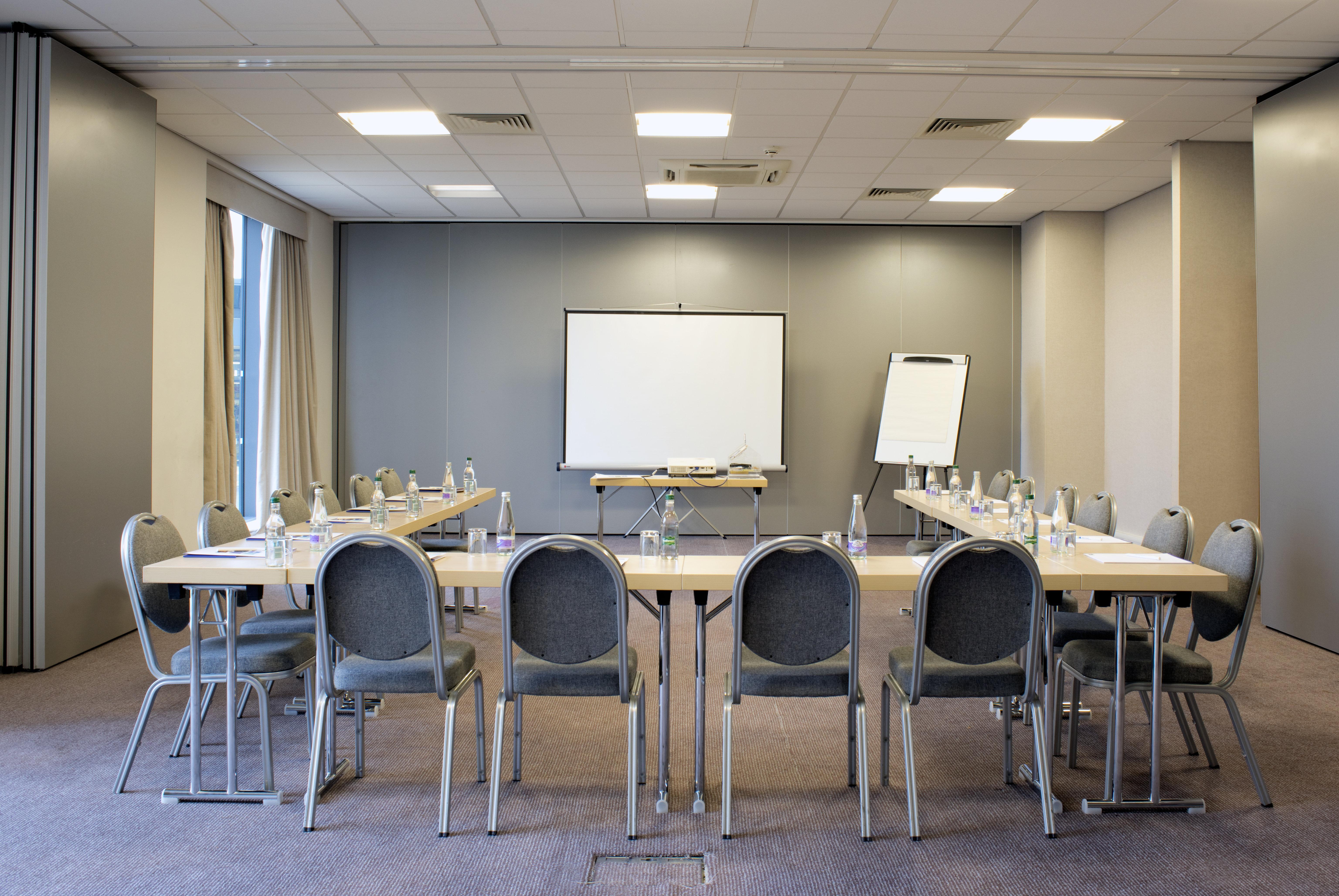 Holiday Inn Express Rotherham - North By Ihg Esterno foto